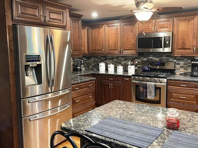 39 Carleton St, Attleboro, MA 02703 - photo 5