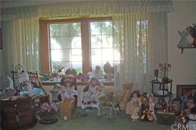 Front room bay window