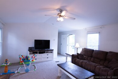 42016 Wainwright, Wainwright, OK 74468 - photo 5