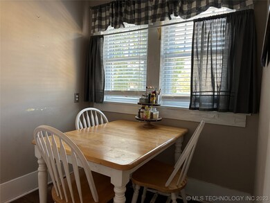 Breakfast Nook