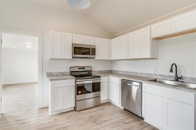 4779 Aberdeen Dr, Cresson, TX 76035 - photo 6