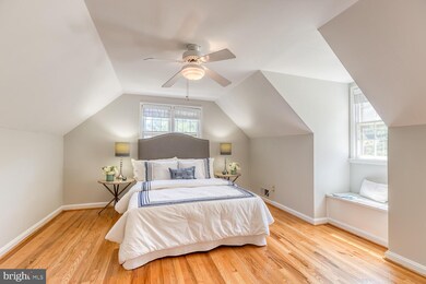 3902 Larchwood Rd, Falls Church, VA 22041 - photo 6