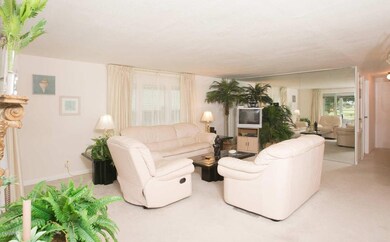 1033_Rolal_Palm_-_Living_Room_2