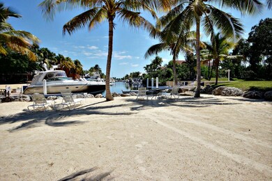 SANDY BEACHES