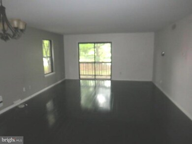 16 N Maple St unit H1, Woodbury, NJ 08096 - photo 3