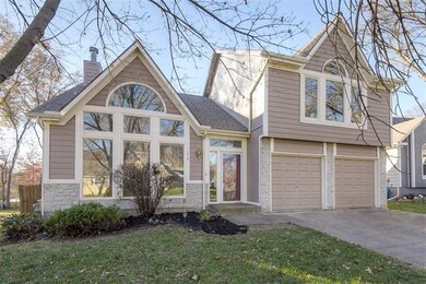 11015 W 70th St, Shawnee, KS 66203 - photo 2