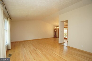 105 Boxthorn Rd, Abingdon, MD 21009 - photo 2