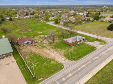 251 S Nicholas Rd-4
