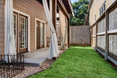 417 W 8th St, Houston, TX 77007 - photo 4