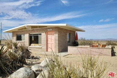 71322 Barnes Rd, Twentynine Palms, CA 92277 - photo 4