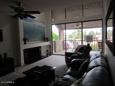 LARGE VAULTED LIVING ROOM