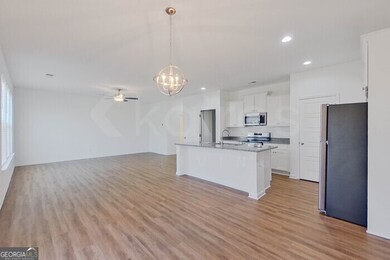 111 English Oak Ln, Warner Robins, GA 31093 - photo 5