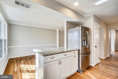 8405 Willow Forge Rd, Springfield, VA 22152 - photo 4