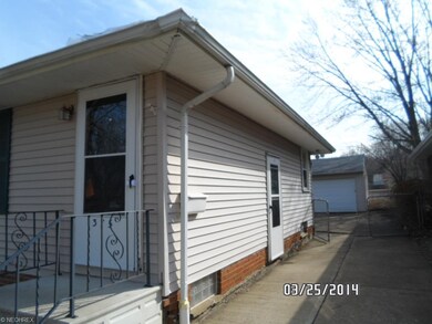 375 Gayle Dr, Sheffield Lake, OH 44054 - photo 2