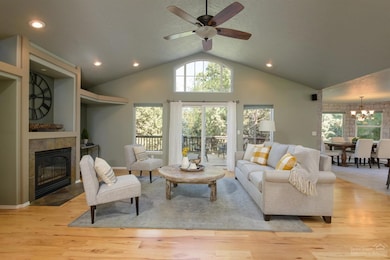 20845 Chloe Ln, Bend, OR 97702 - photo 5