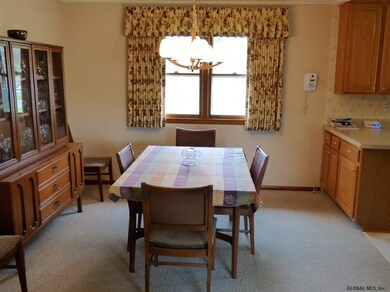 12 Benedict St, Castleton On Hudson, NY 12033 - photo 5