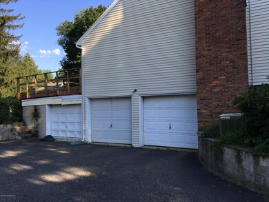 10 Ballantine Rd, Middletown, NJ 07748 - photo 2