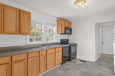 809 E Mobile St, Florence, AL 35630 - photo 6