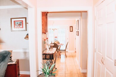 7121 Lynd St, Moss Point, MS 39563 - photo 4