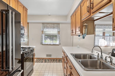 15-6951 Clay Ave E-15.jpg