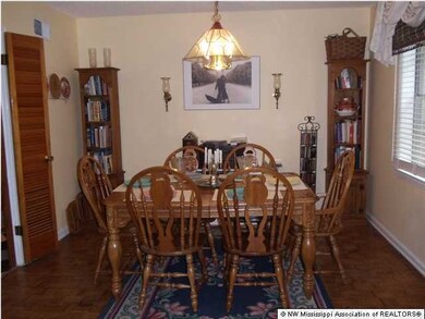 1493 Pontotoc St, Hernando, MS 38632 - photo 5