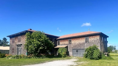 382 S Main St, Alburgh, VT 05440 - photo 2