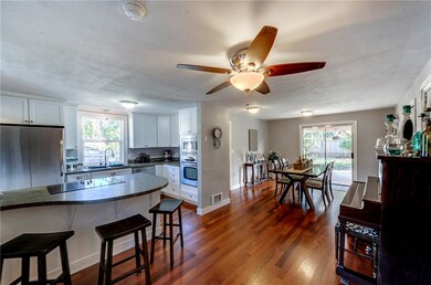 7810 206th St SW, Edmonds, WA 98026 - photo 3