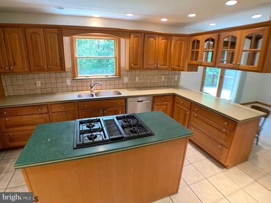 64 Irish Ln, Lock Haven, PA 17745 - photo 3