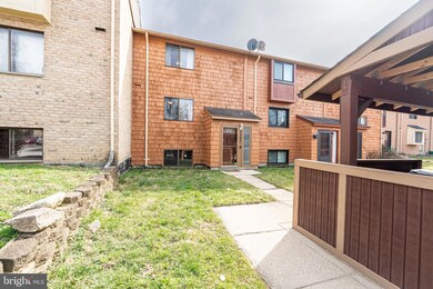 7397 Hickory Log Cir, Columbia, MD 21045 - photo 4