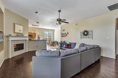 388 Hannah Ln, Alvin, TX 77511 - photo 4