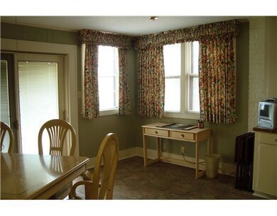 Kitchen. Eat-in kitchen area, or keeping room...ve