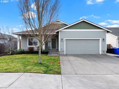 722 Burghardt Dr, Molalla, OR 97038 - photo 3