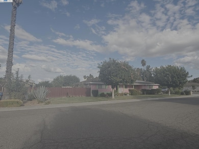 701 N 3rd St, Patterson, CA 95363 - photo 3