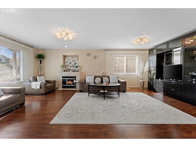 1745 SW 27th St, Troutdale, OR 97060 - photo 2