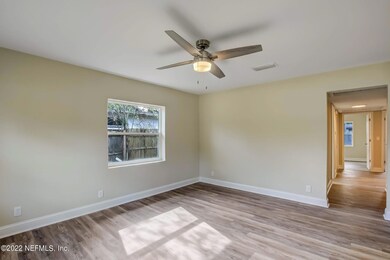 1366 Murray Dr, Jacksonville, FL 32205 - photo 6