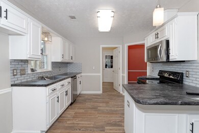 7249 Stone Creek Ln, Columbus, GA 31909 - photo 5