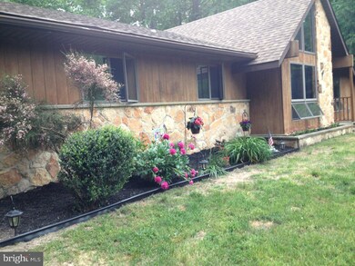 19 Hart Ln, Sewell, NJ 08080 - photo 2