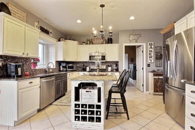 7275 Boardwalk, Crown Point, IN 46307 - photo 6