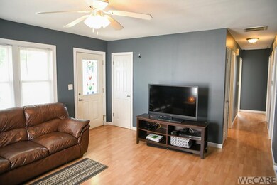 617 College St, Findlay, OH 45840 - photo 2