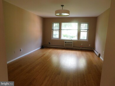 138 The Orchard unit F, East Windsor, NJ 08512 - photo 2