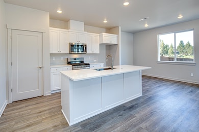 2051 NE Traditions Court, Lot 69 Unit 3