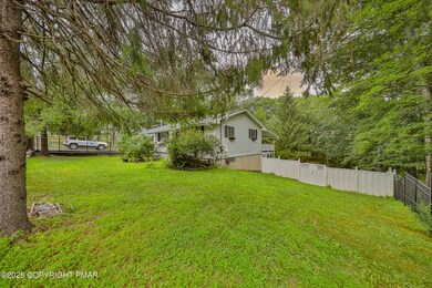 1094 Maple Lake Dr, Bushkill, PA 18324 - photo 6