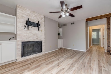 6910 Hart Ln unit 805, Austin, TX 78731 - photo 2