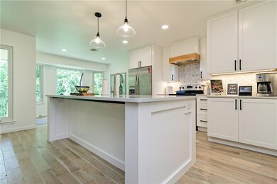 8697 Golf Creek Dr, Rogers, AR 72756 - photo 4