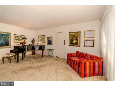 The Trianon unit 411, Bala Cynwyd, PA 19004 - photo 5