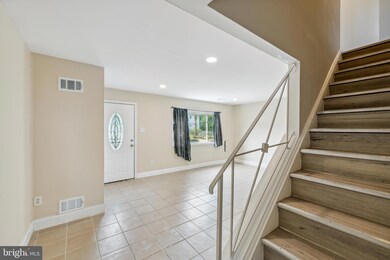 6727 Vermont Ct, Hyattsville, MD 20785 - photo 2