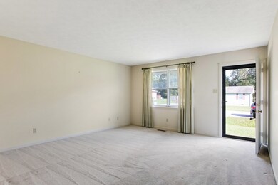 307 Pineridge Dr, Hopkinsville, KY 42240 - photo 2