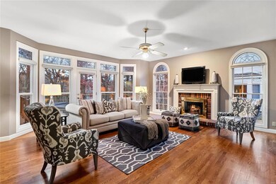 16566 Baxter Forest Ridge Dr, Chesterfield, MO 63005 - photo 7