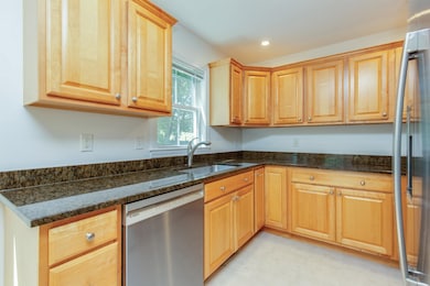 10 Hutchins St unit 3, Concord, NH 03301 - photo 5