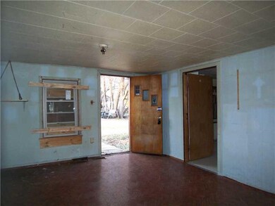 2271 Park Ave, Columbus, IN 47201 - photo 3